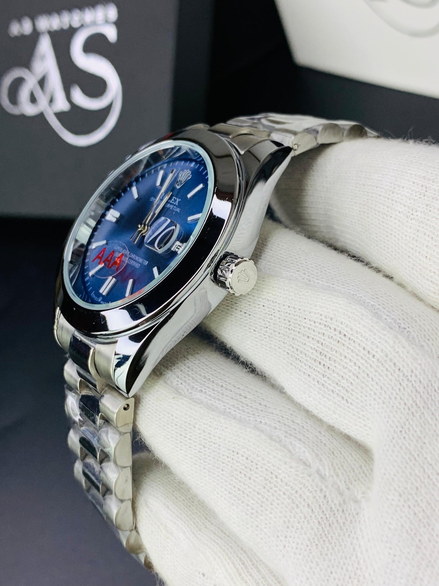 Oyster Silver Blue