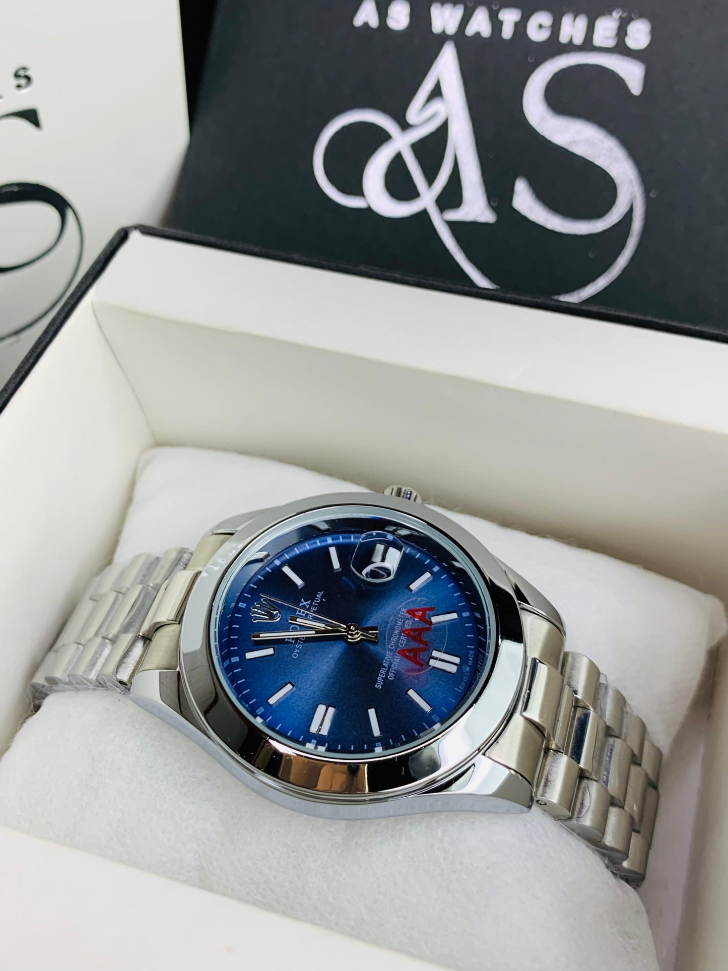 Oyster Silver Blue