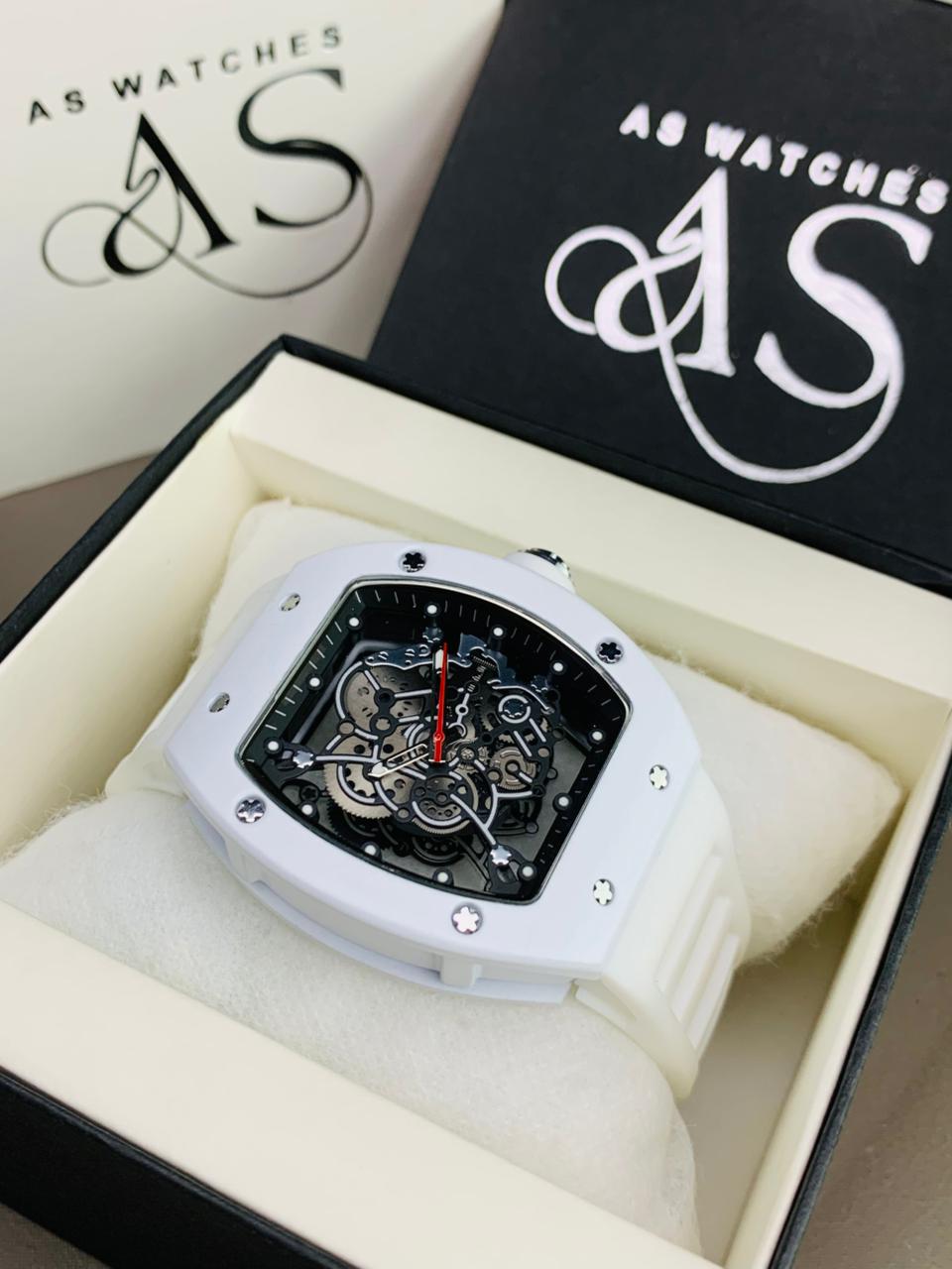 RM Skeleton Model (White)