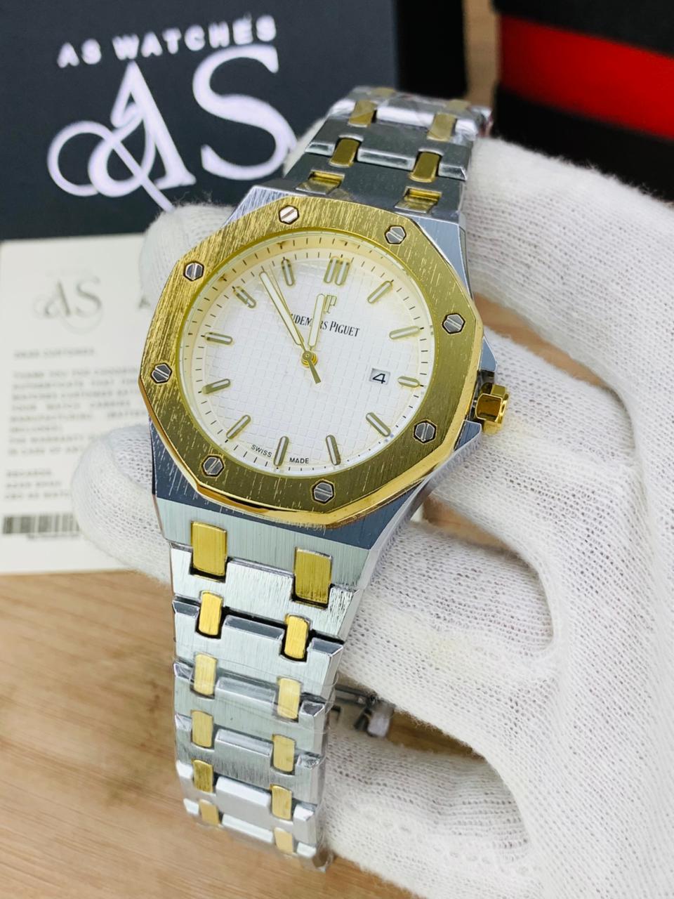 AP Royal TT White