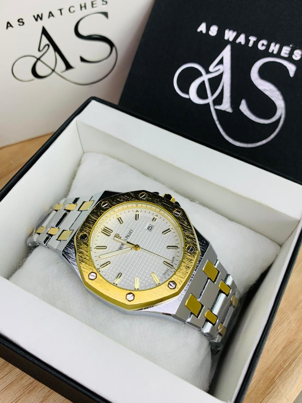 AP Royal TT White