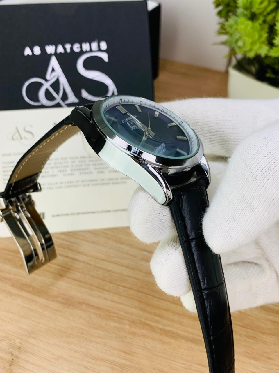 TAG MODEL - QUARTZ DATE ADJUST (BLACK BLUE)