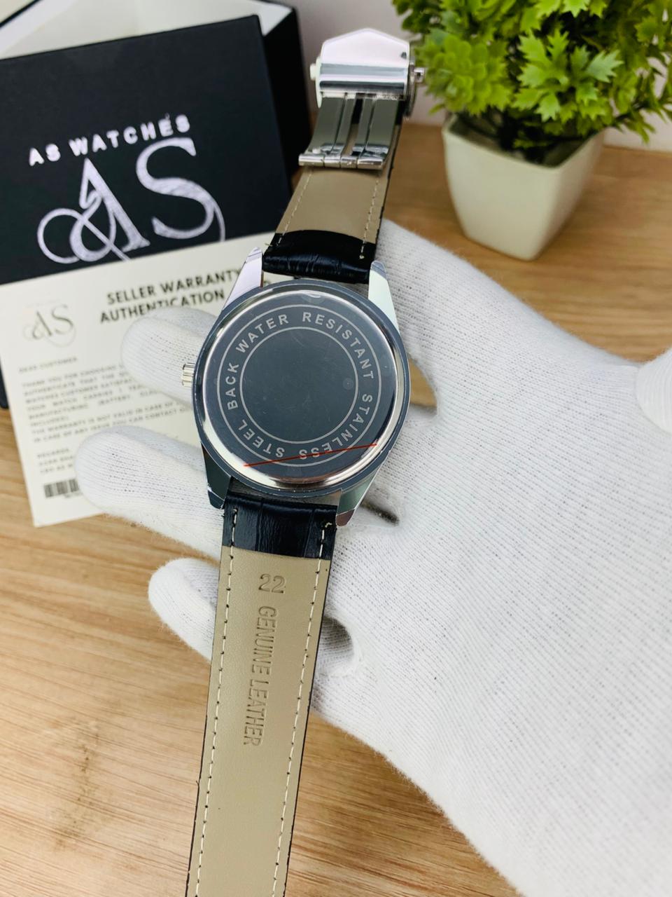TAG MODEL - QUARTZ DATE ADJUST (FULL BLACK)
