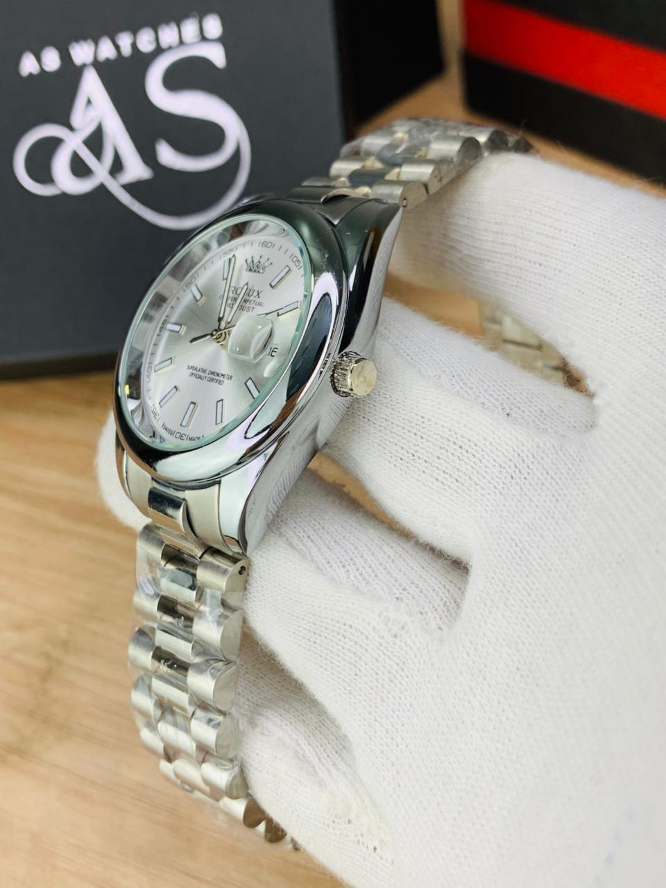 Oyster Ring Case White