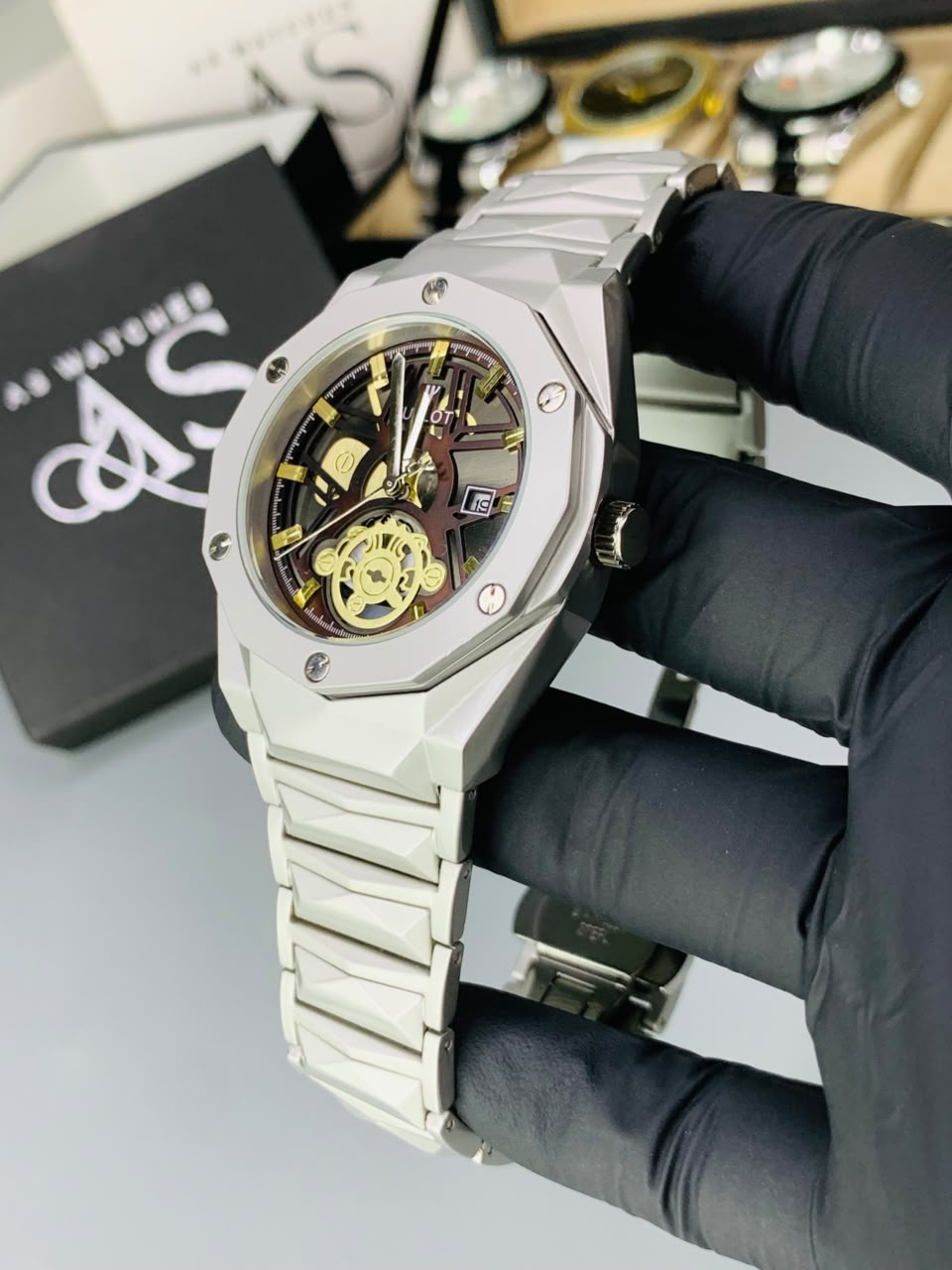 HB Diamond Cut Big Bang Model (Brown)