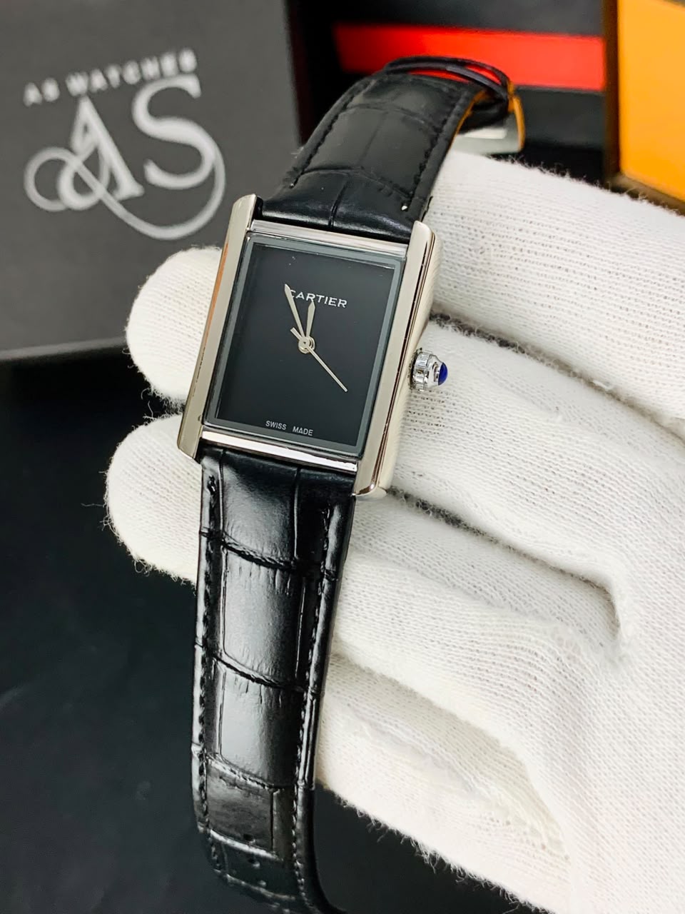 Old Money Tank Plain Dial (Black Silver)