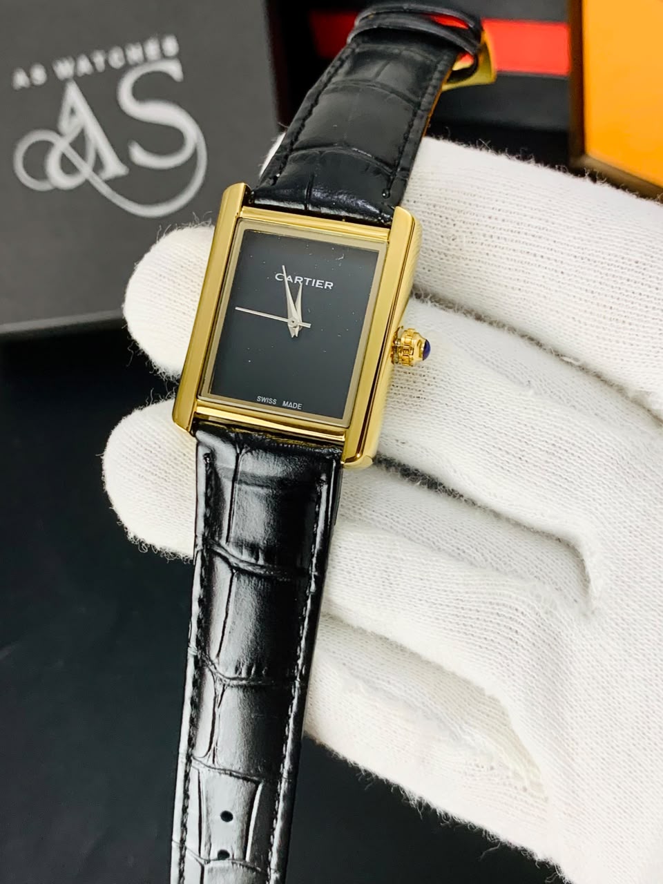 Old Money Tank Plain Dial (Black Gold)
