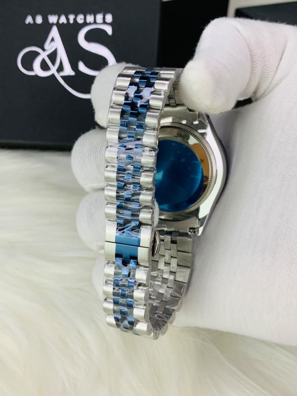 Arabic Two Tone Model Blue Kit (White)