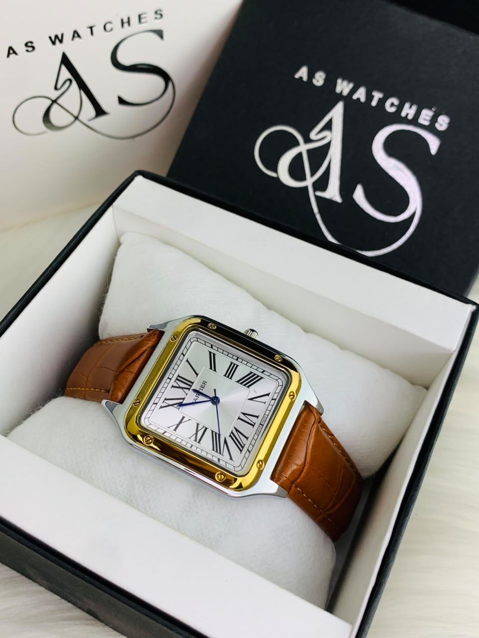 Old Money SQ Roman Dial (Brown White)