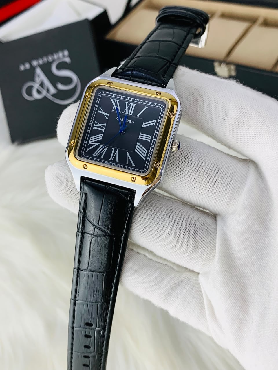 Old Money SQ Roman Dial (Full Black )