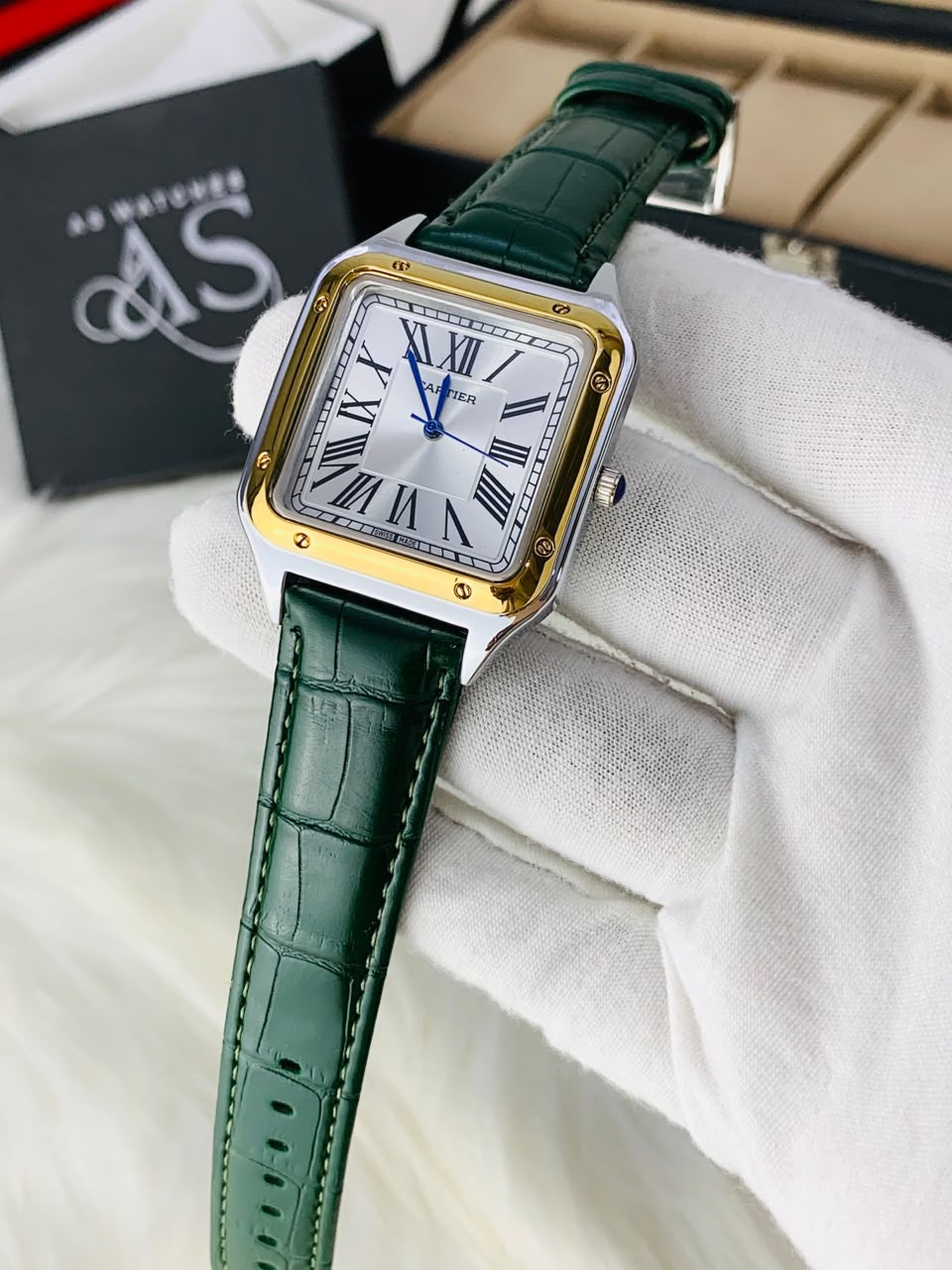 Old Money SQ Roman Dial (Green White)
