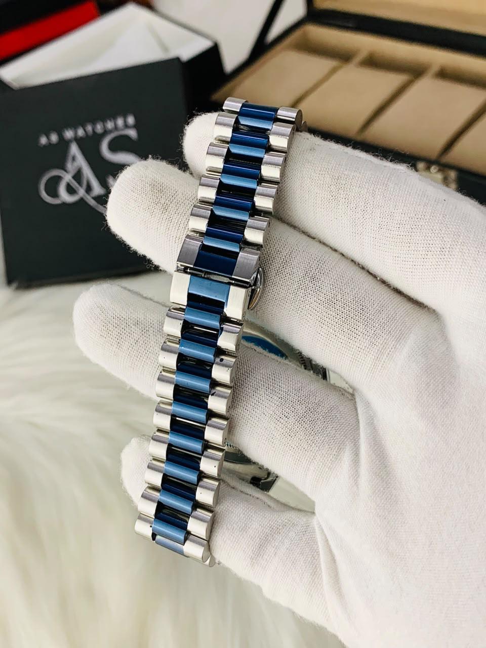 Stone Two Tone Model Blue Kit (White)
