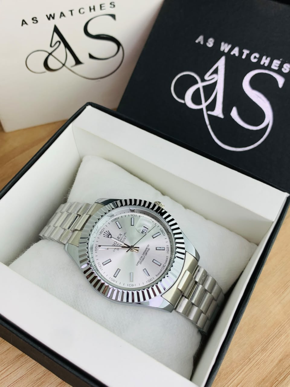 Kangori Oyster Model (White)