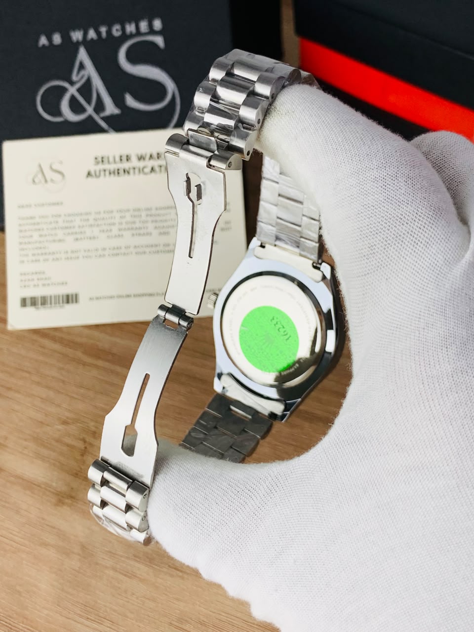 Kangori Oyster Model (White)