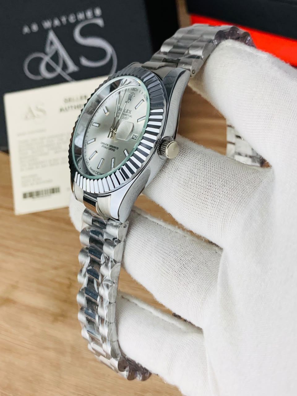 Kangori Oyster Model (White)