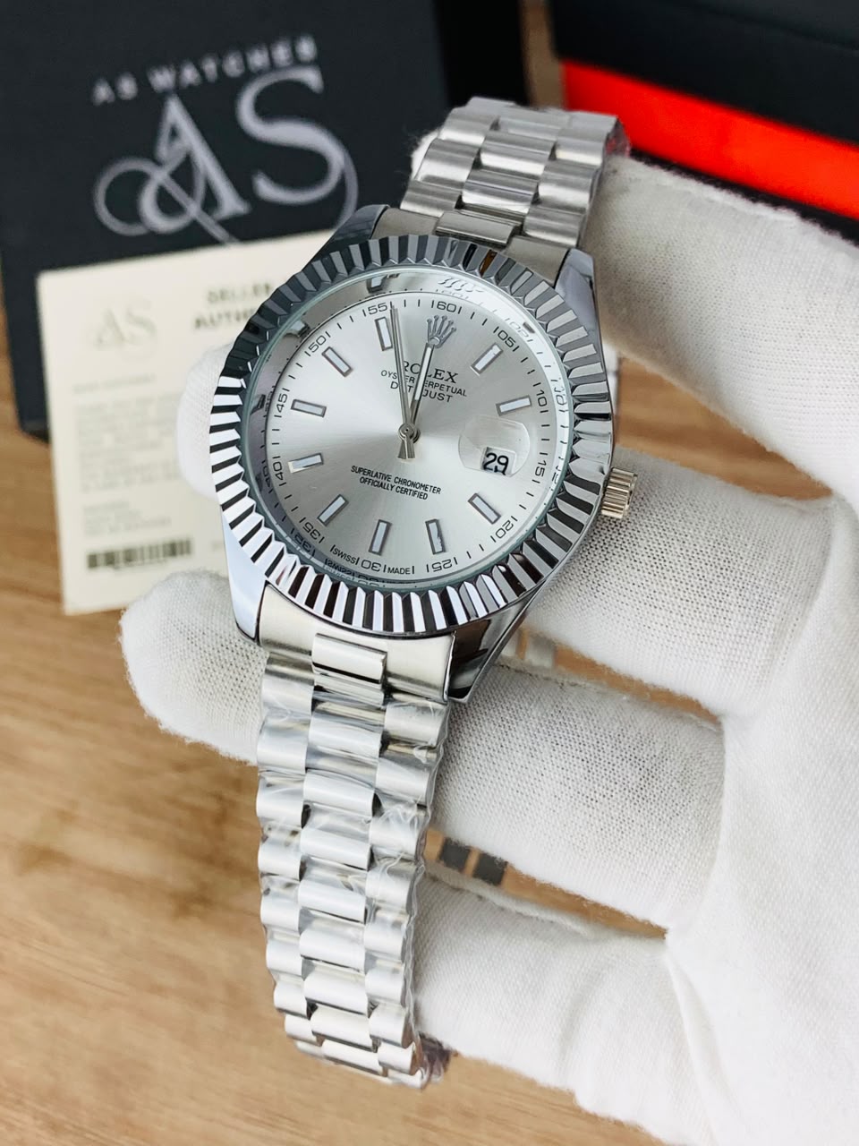 Kangori Oyster Model (White)